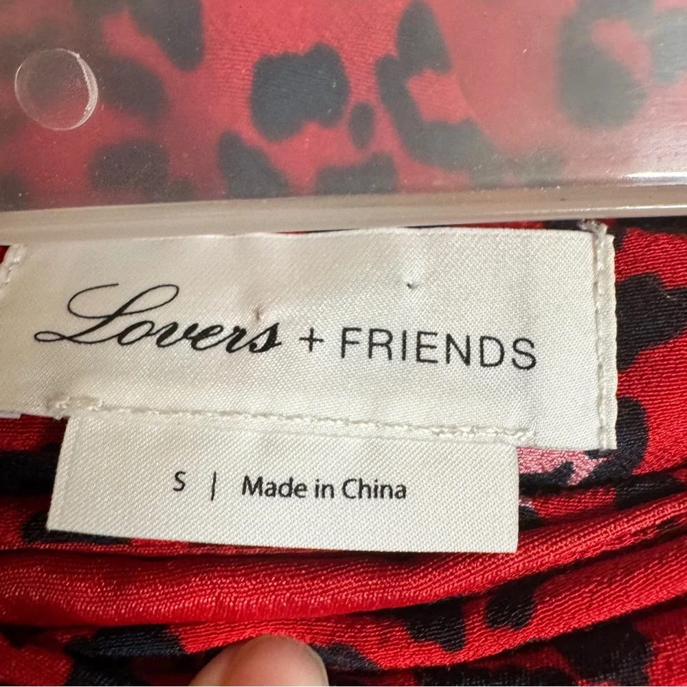 Lovers + Friends tag size
